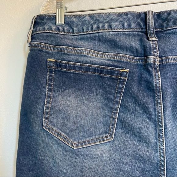 Torrid Denim Shorts - Picture 6 of 7